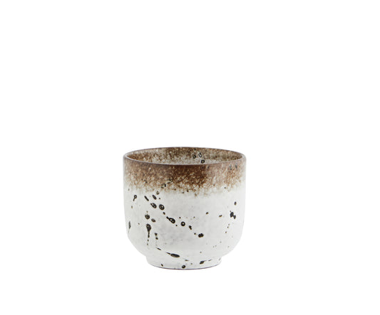 Handgefertigter Stoneware Becher 'Mocha Ripple' von Madam Stoltz