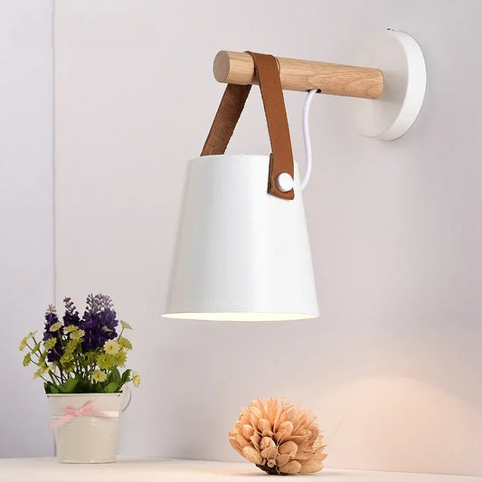 SkandiLeuchte | Holz-Eisen LED-Wandlampe