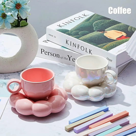 Sonnenblumen-Kaffeebecher-Set im Macaroon-Design - Keramiktassen mit Untertassen in Rosa & Perlweiß