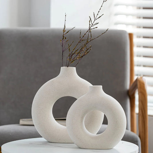 NordicDonut Circular Ceramic Vase - Hohle Keramikvase